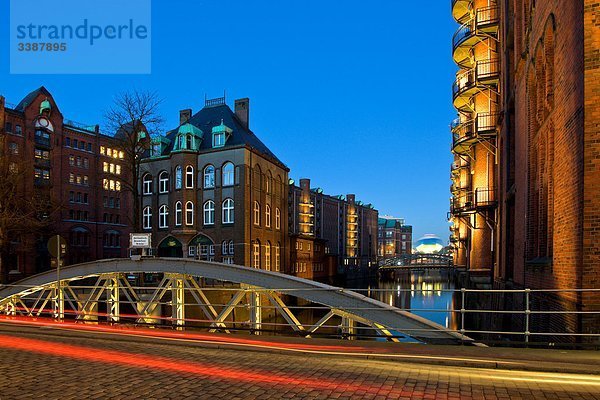 Brücke in der Speicherstadt  Hamburg  Deutschland  Langzeitbelichtung