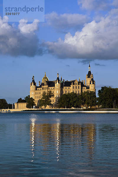 Schweriner Schloss  Schwerin  Mecklenburg-Vorpommern  Deutschland