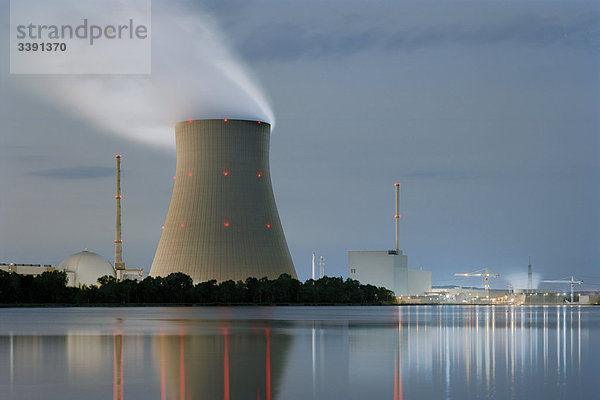 Kernkraftwerk Isar  Niederbayern  Deutschland