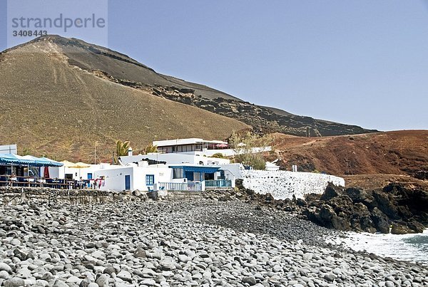 Restaurant an der Küste von El Golfo  Lanzarote  Spanien