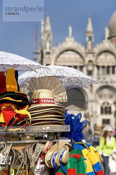 Souvenirstand in Venedig  Italien