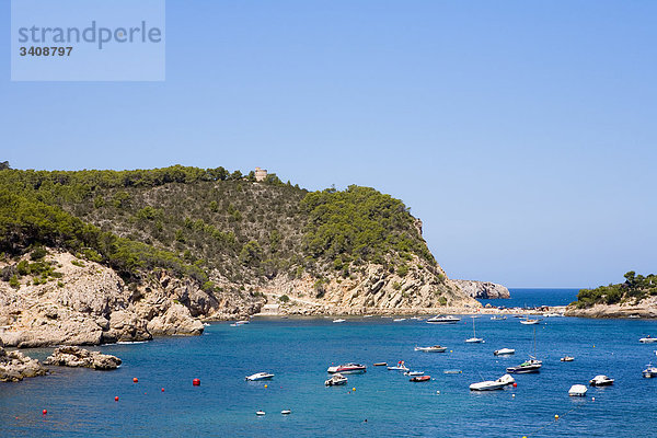 Bucht von Puerto de San Miguel  Ibiza  Spanien  Erhöhte Ansicht