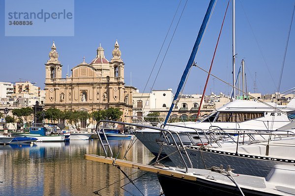 Segeljachten im Hafen von Msida  Malta