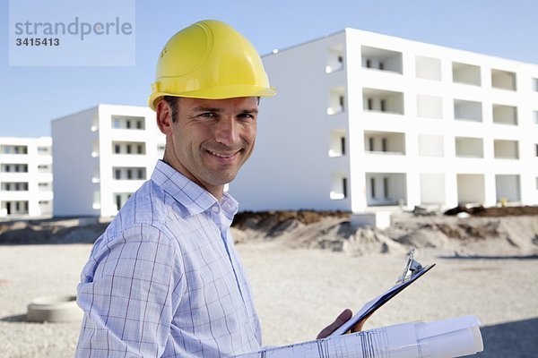 Architekt auf der Baustelle