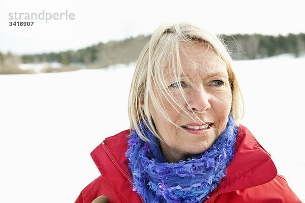 Nahaufnahme der Frau im Freien