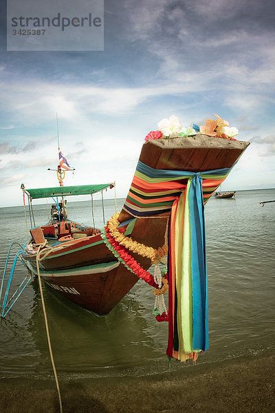 Traditionelles Boot an der Küste von Ko Phangan  Thailand