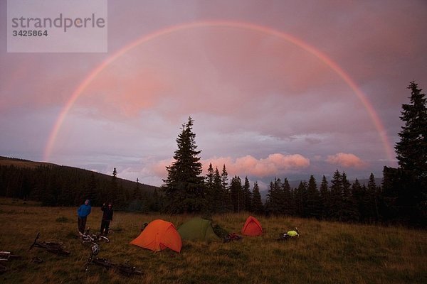 Rumänien  Karpaten  Mountainbiker Camping