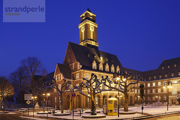 Rathaus  Ernst-Wilczok-Platz  Bottrop  Ruhrgebiet  Nordrhein-Westfalen  Deutschland  Europa