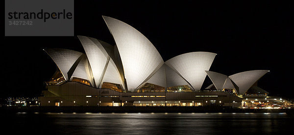 Sydney Opera House bei Nacht  Sydney  Australien