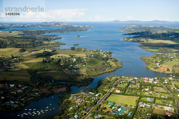 Luftaufnahme der Bay of Islands bei Kerikeri