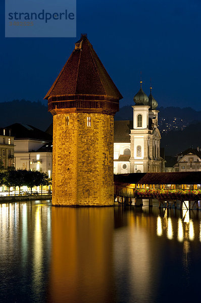 Kapellbrücke  Luzern  Schweiz  Europa