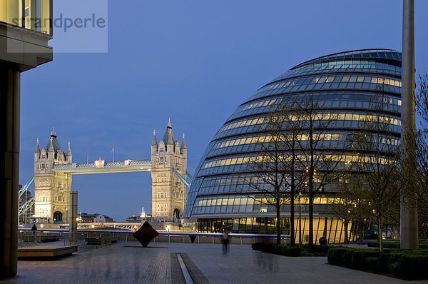 Tower Bridge und City Hall  London  England  UK  Europa