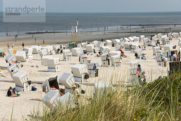 Strandkörbe am Strand  Wangerooge  Deutschland