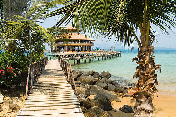 Steg auf der Insel Koh Wai  Thailand