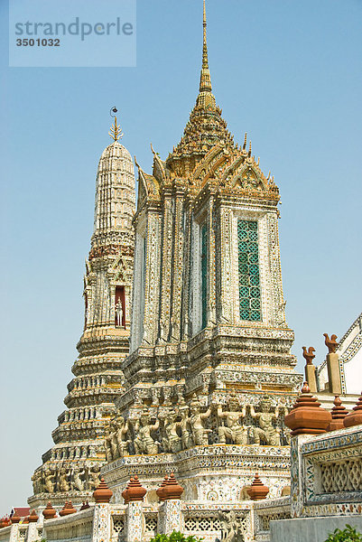 Prang in Wat Arun  Bangkok  Thailand