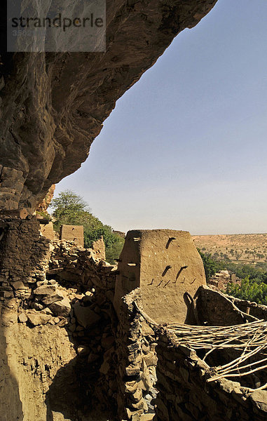 Mali  Bandiagara  Tellem Dorf in Dogon Felsen gemeißelte