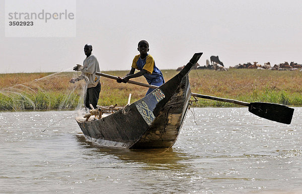 Afrika  Mali  Mopti  Angeln am Niger river