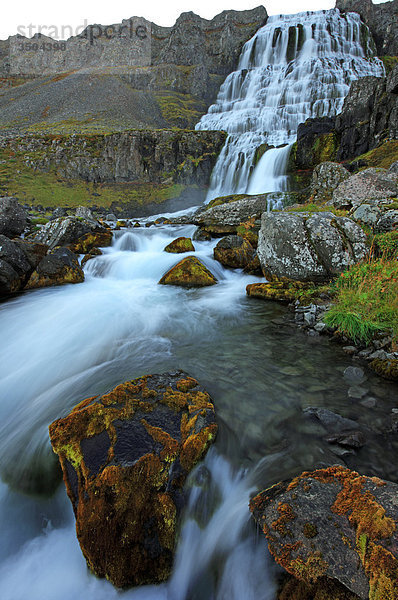 Dynjandi  einem großen Wasserfall in der zentralen Region Vestfirðir Island
