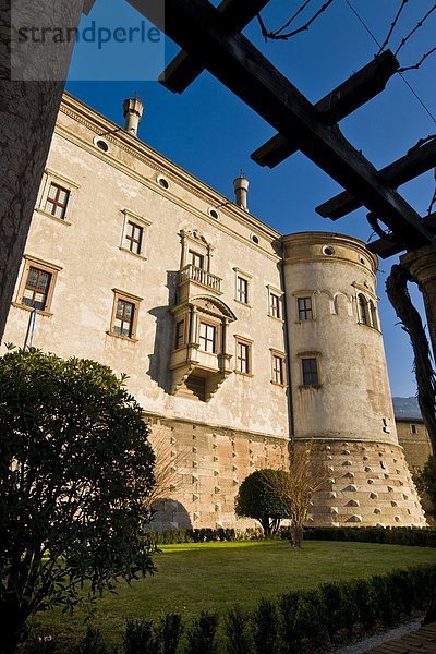 Trentino Südtirol Palast Schloß Schlösser Castello Italien