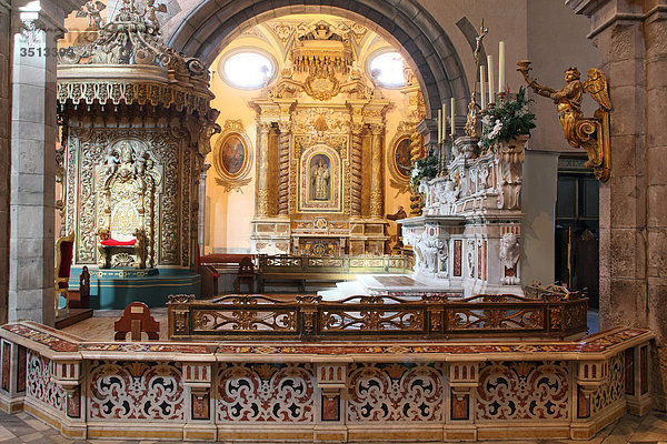 Kathedrale Innenaufnahme Basilikata Italien