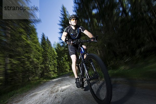 Radfahrer mit ein Mountainbike  Schweden