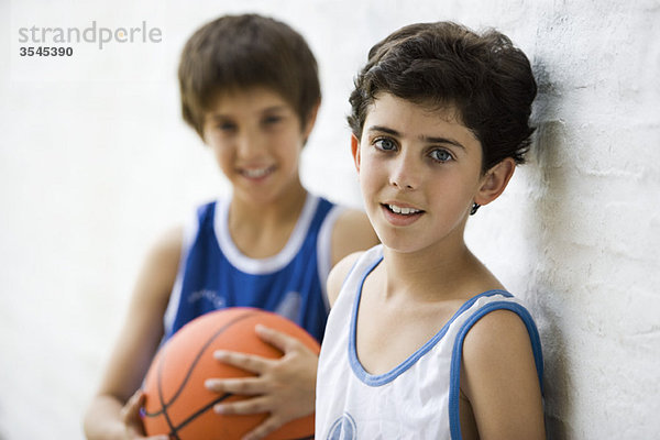 Junge Basketballspieler  Portrait