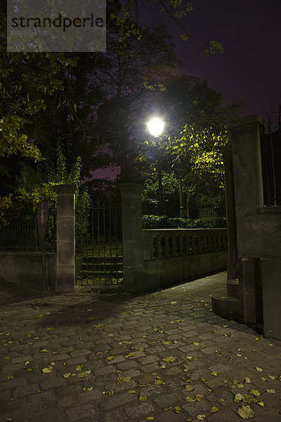 Frankreich  Paris  Montmartre bei Nacht