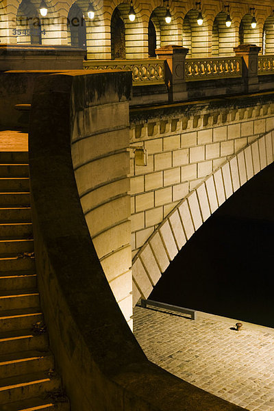 Frankreich  Paris  Detail der Pont de Bercy