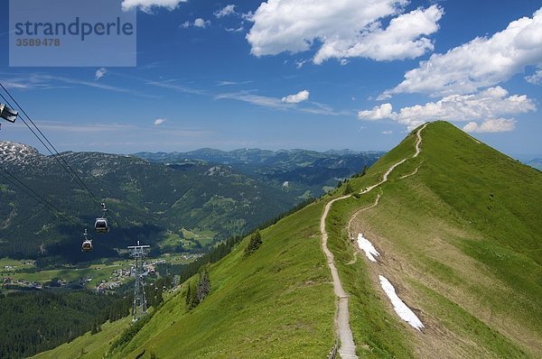 Kanzelwandbahn und Weg zum Fellhorn  Allgäuer Alpen  Vorarlberg  Österreich  Europa