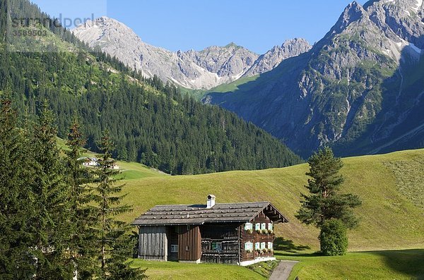 Bauernhof  Kleinwalsertal  Vorarlberg  Österreich  Europa