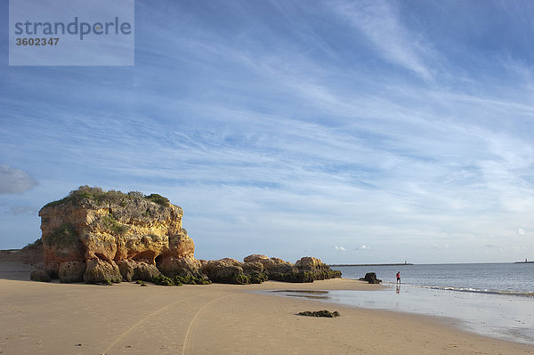 Strand in Ferragudo  Algarve  Portugal