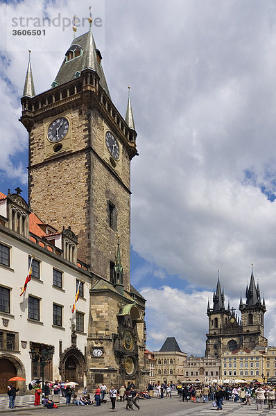 Altstädter Ring mit Altstädter Rathaus  Prag  Tschechien