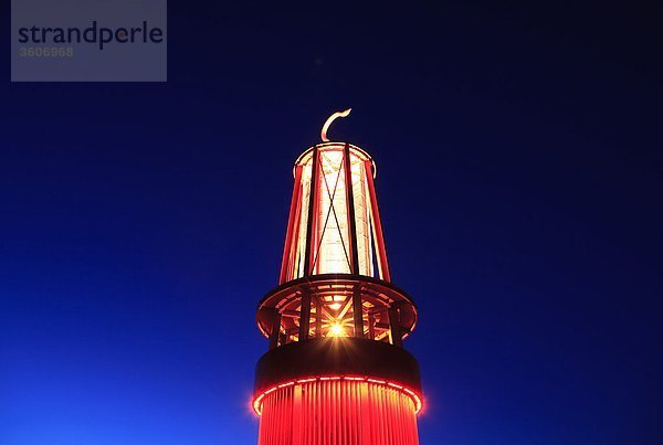 Halde Rheinpreußen mit Landmarke Grubenlampe  Moers  Ruhrgebiet  Deutschland  Detail