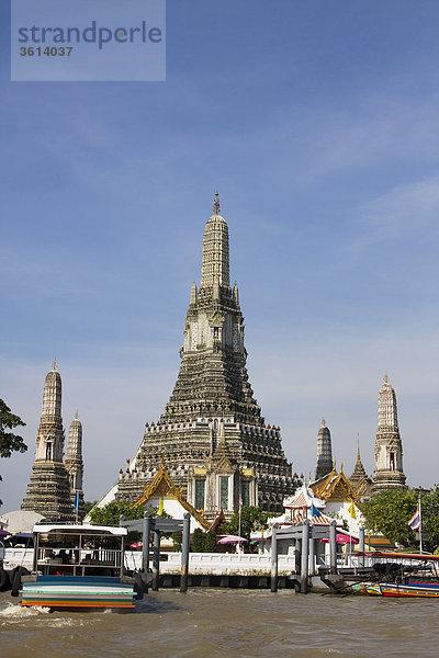 Wat Arun (Tempel der Morgenröte)  Bangkok  Thailand  Asien