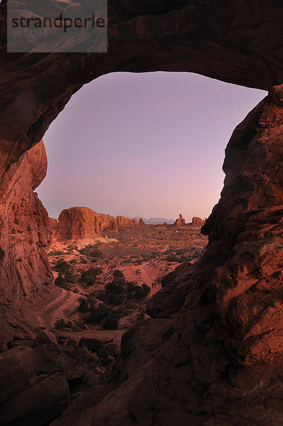 Double Arch  Abschnitt Windows  Arches Nationalpark  in der Nähe von Moab  Utah  USA