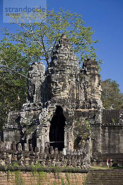 Kambodscha  fernen Osten  Asien  Buddhismus  Angkor Thom  Tempel  Religion  South Gate  Tor  kulturellen Website  Kultur  Steinfiguren  Zahlen  kulturelle Erbe von Welt  Siem Reap  Reisen  Sehenswürdigkeit  Wahrzeichen