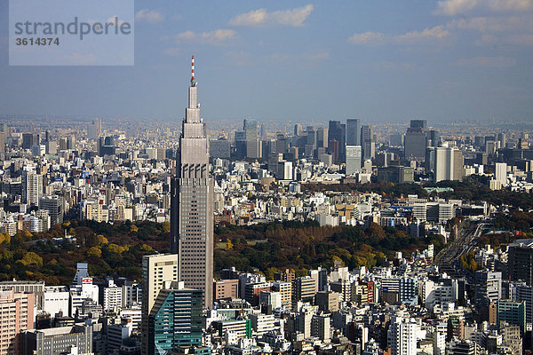 Tokio  Japan  Asien  Fernost  Shinjuku  Skyline  Wohnblocks  Hochhäuser  Gebäude  Bauwerke  Stadt  Stadt  Stadt  Central PARK  Travel  Reisen  Sehenswürdigkeit  Wahrzeichen