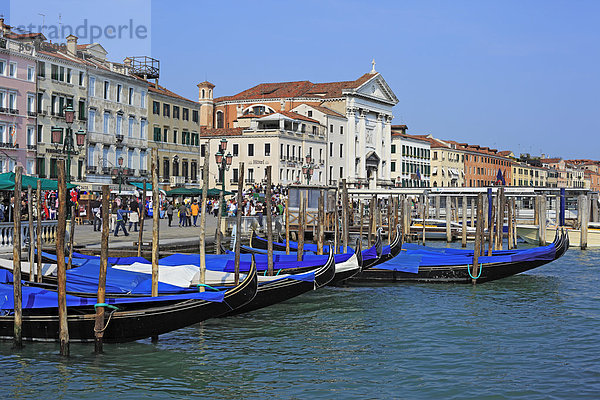 Gondeln  Venedig  Veneto  Italien