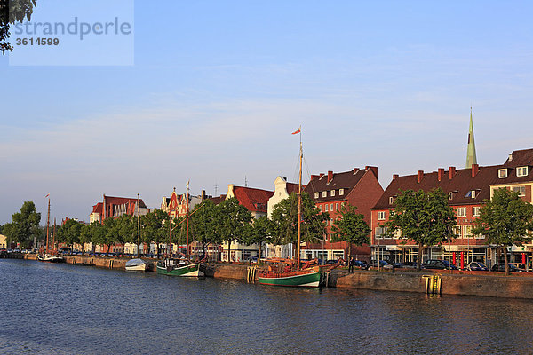 Lubeck  Trave River  Schleswig-Holstein  Deutschland