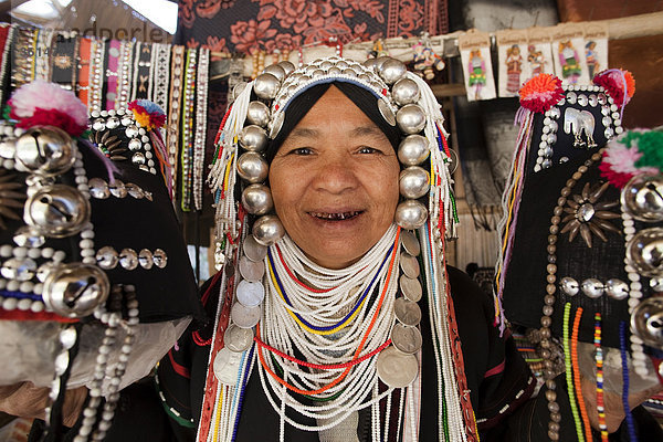 Portrait Urlaub Reise Traditionelle Kleidung Ethnisches Erscheinungsbild Kostüm - Faschingskostüm Asien Chiang Mai Verkleidung Thailand Tourismus