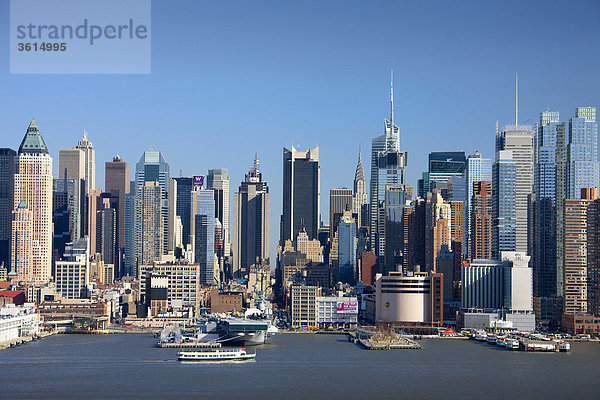 USA  United States of America  New York  Stadt  Wohnblocks  Hochhäuser  Gebäude  Konstruktionen  Manhattan  Skyline  Hudson River  Stadt  Stadt  Stadt