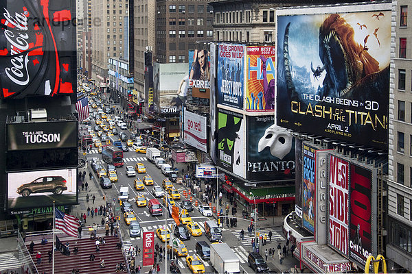USA  USA  New York City  Manhattan  Abend  Times Square  Broadway  Verkehr  Stadt  Stadt  Stadt