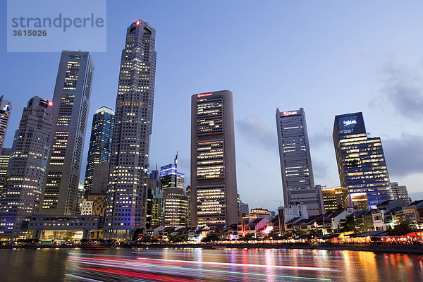 Singapur  Singapur-Fluss und die Skyline Stadt