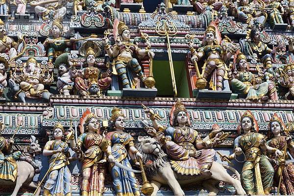 Singapur  Indien  Sri Veerama-Kaliamman Hindu Tempel  Statue Detail
