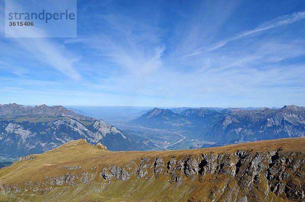 Landschaftlich schön landschaftlich reizvoll Berg Natur Alpen Herbst Ansicht sehen blicken Rheintal Schweiz