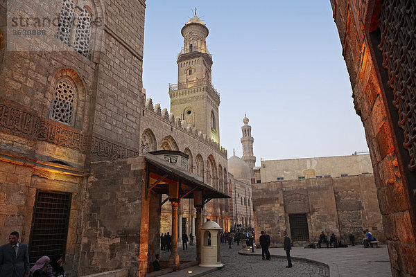 Komplex Madrasah Mausoleum und Moschee  Kairo  Ägypten