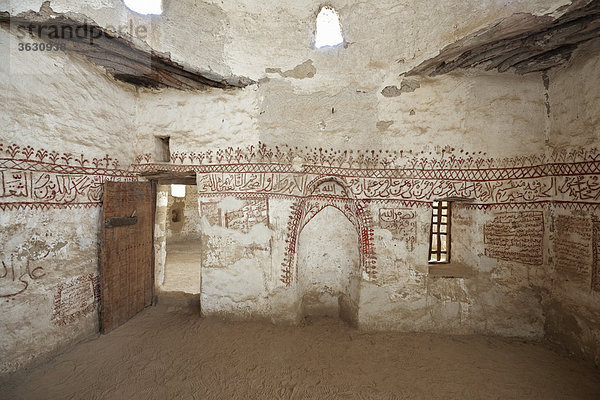 Innenaufnahme der Moschee in der Altstadt Al-Qasr  Oase Dachla  Libysche Wüste  Ägypten