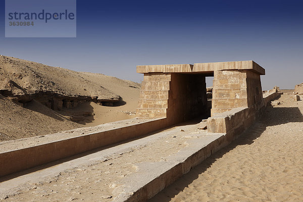 Rampe des Wenis an der Stufenpyramide des Djoser  Sakkara  Ägypten