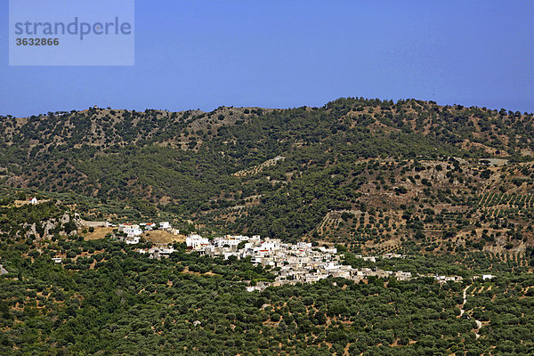 Kefalovryssio mountain village  Oros Dikti  Dikti Mountains  Crete  Greece  Europe