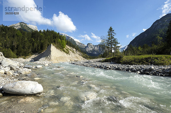 Rißbach bei Hinterriß  Karwendelgebirge  Tirol  Österreich  Europa